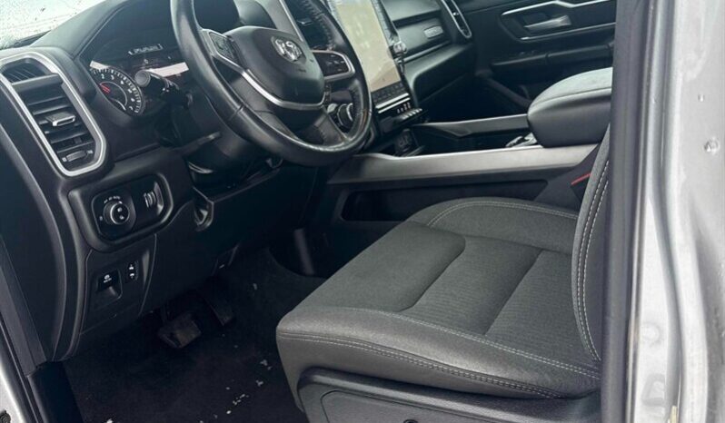 
								2023 RAM 1500 Big Horn full									