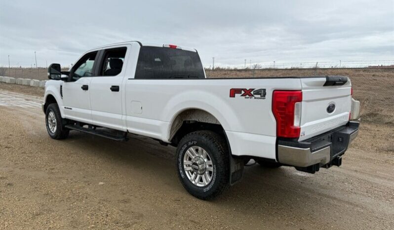 
								2019 Ford F-350 Super Duty XLT Diesel 4×4 full									