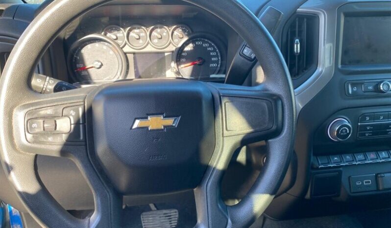 
								2022 Chevrolet Silverado 1500 Custom full									