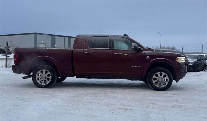 
								2022 RAM 3500 Laramie full									