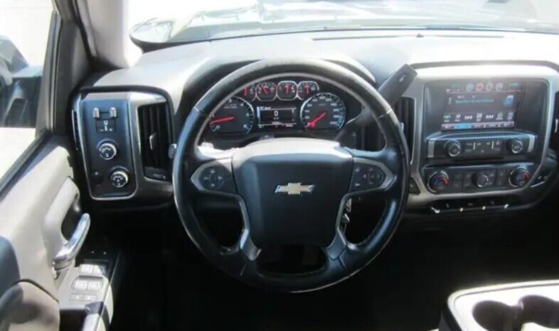 
								2018 Chevrolet Silverado 1500 LT Z71 full									