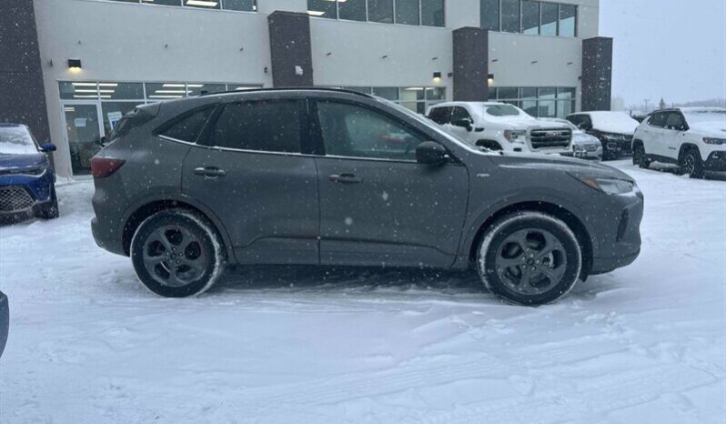 
								2024 Ford Escape ST-Line full									