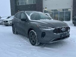 
										2024 Ford Escape ST-Line full									