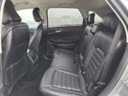 
										2022 Ford Edge SEL full									