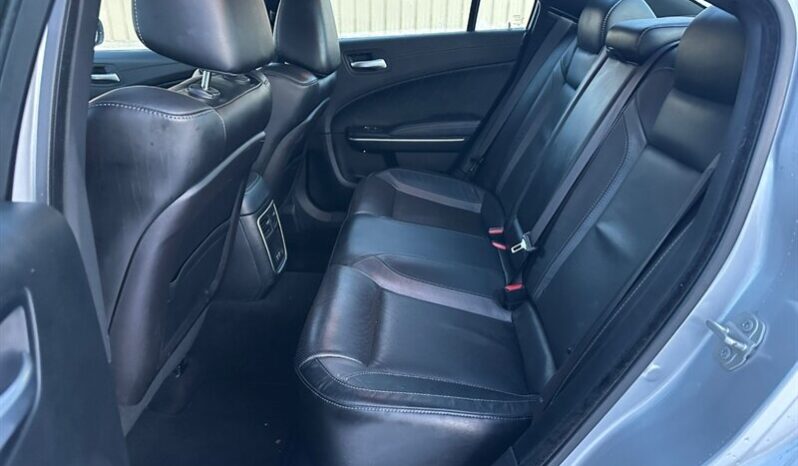 
								2023 Dodge Charger SXT Plus Sunroof full									