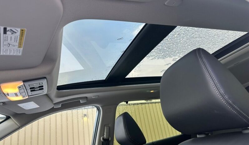 
								2024 Nissan Rogue SL full									