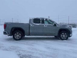 
										2024 GMC Sierra 1500 SLT full									