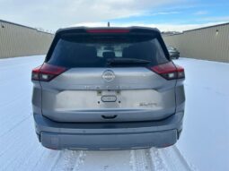 
										2024 Nissan Rogue SL full									