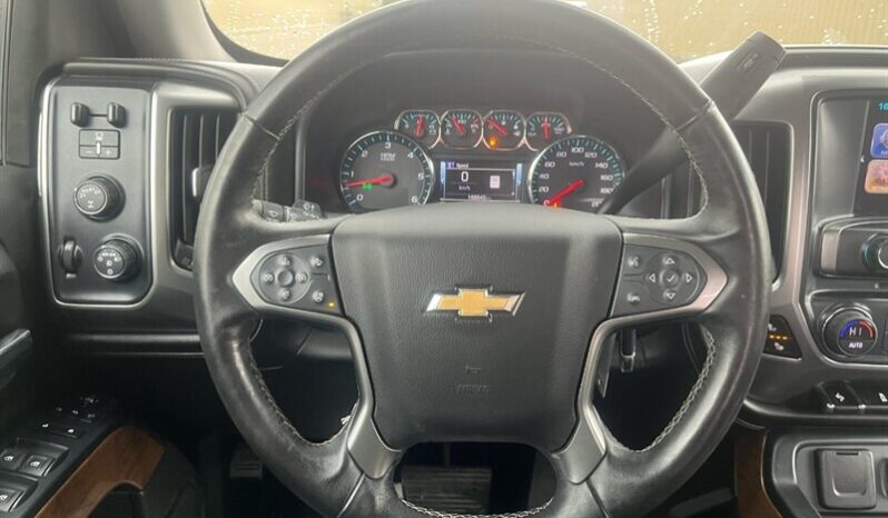 
								2017 Chevrolet Silverado 1500 LTZ full									