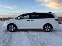 
										2017 Toyota Sienna L 7-Passenger full									