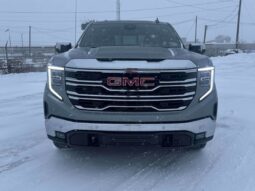 
										2024 GMC Sierra 1500 SLT full									