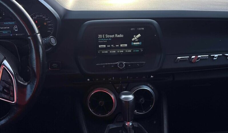 
								2017 Chevrolet Camaro LT full									