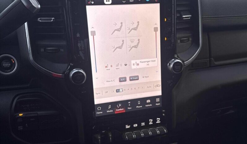 
								2022 RAM 3500 Laramie full									