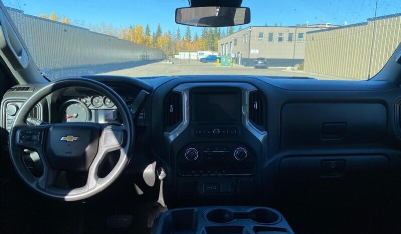 
								2022 Chevrolet Silverado 1500 Custom full									