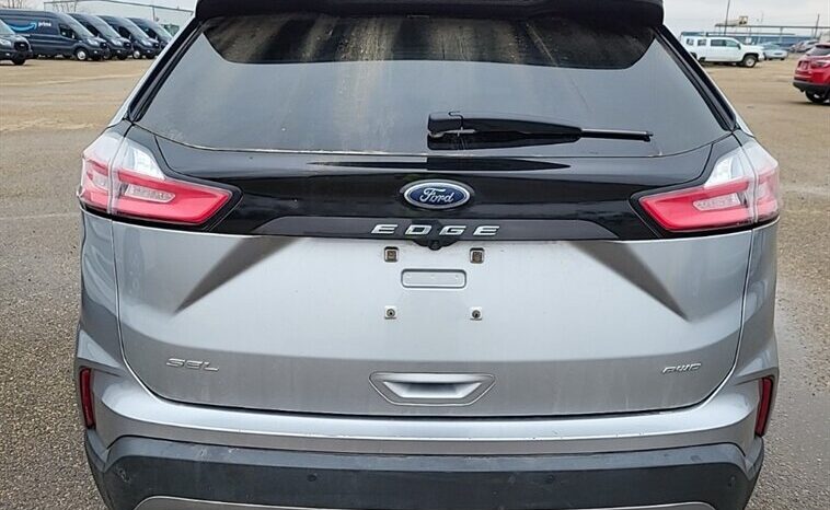 
								2022 Ford Edge SEL full									
