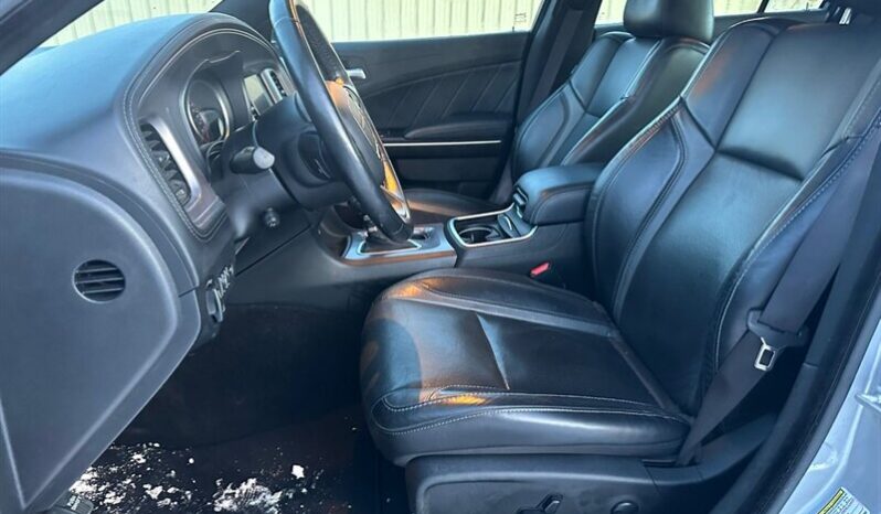 
								2023 Dodge Charger SXT Plus Sunroof full									