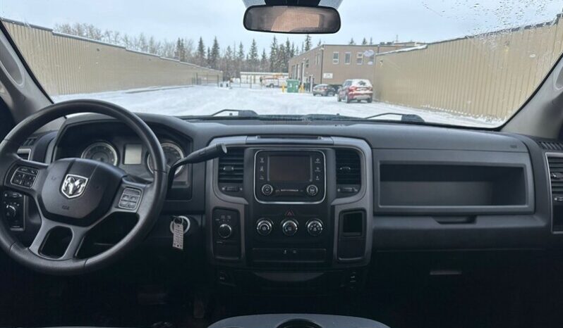 
								2019 RAM 1500 Classic Express full									