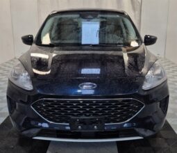 
										2021 Ford Escape SE full									