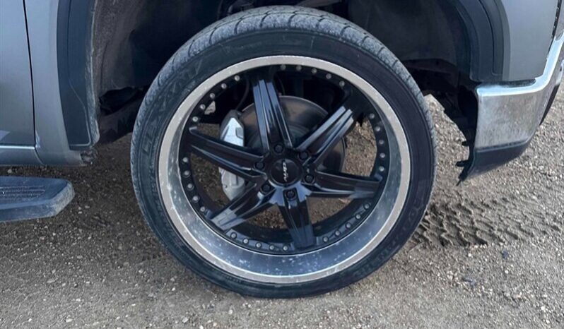 
								2023 GMC Sierra 1500 SLT Premium Plus 6.2L full									