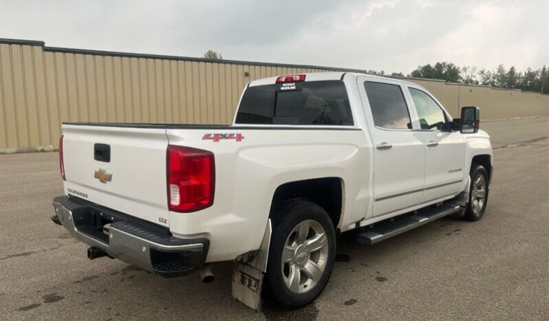 
								2017 Chevrolet Silverado 1500 LTZ full									