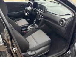 
										2020 Hyundai KONA SEL full									