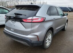 
										2022 Ford Edge SEL full									