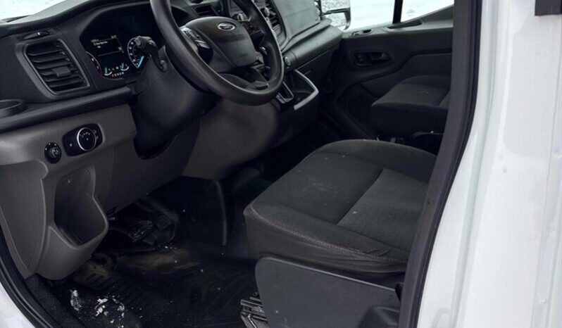 
								2020 Ford Transit 250 full									