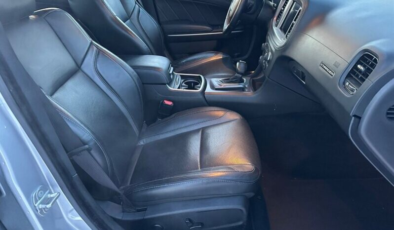 
								2023 Dodge Charger SXT Plus Sunroof full									