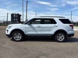 
										2019 Ford Explorer XLT full									