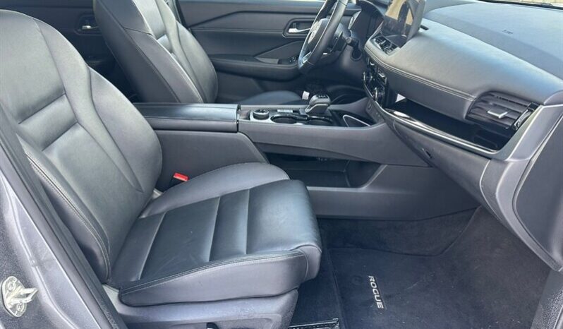 
								2024 Nissan Rogue SL full									