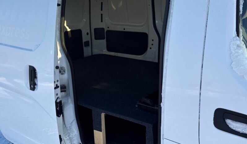 
								2018 Nissan NV200 S full									