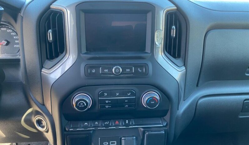 
								2022 Chevrolet Silverado 1500 Custom full									