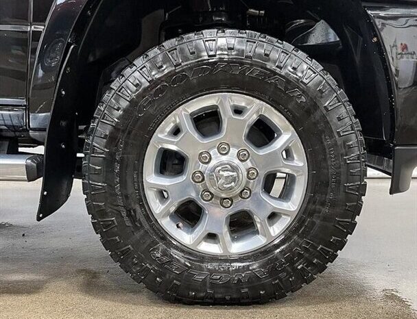 
								2022 RAM 2500 Laramie Mega Cab Diesel Sport full									