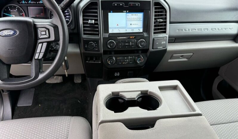 
								2019 Ford F-350 Super Duty XLT Diesel 4×4 full									