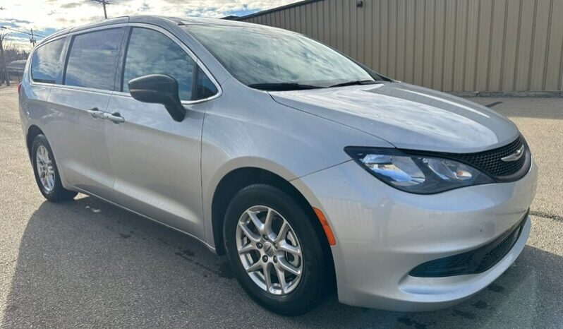 
								2024 Chrysler Grand Caravan SXT full									