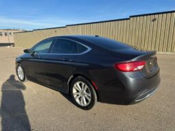 
										2016 Chrysler 200 Limited full									