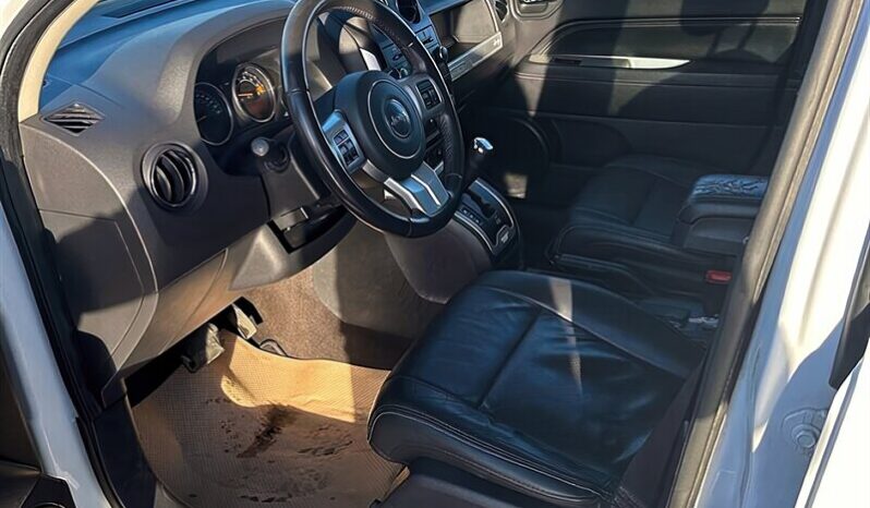 
								2017 Jeep Compass High Altitude full									