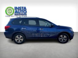 
										2019 Nissan Pathfinder SV full									