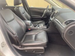 
										2023 Chrysler 300 Series Touring L full									