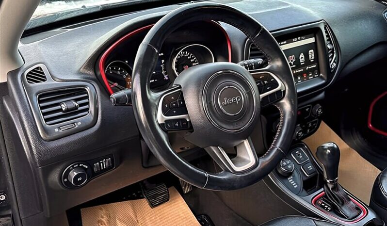 
								2018 Jeep Compass Trailhawk full									