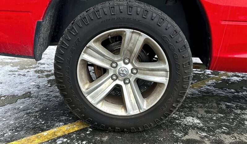 
								2017 RAM 1500 Sport full									