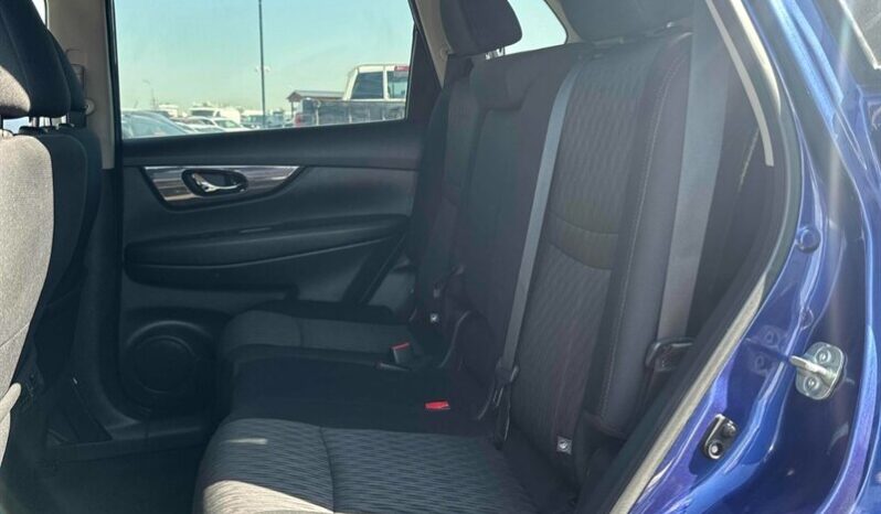 
								2020 Nissan Rogue SV full									