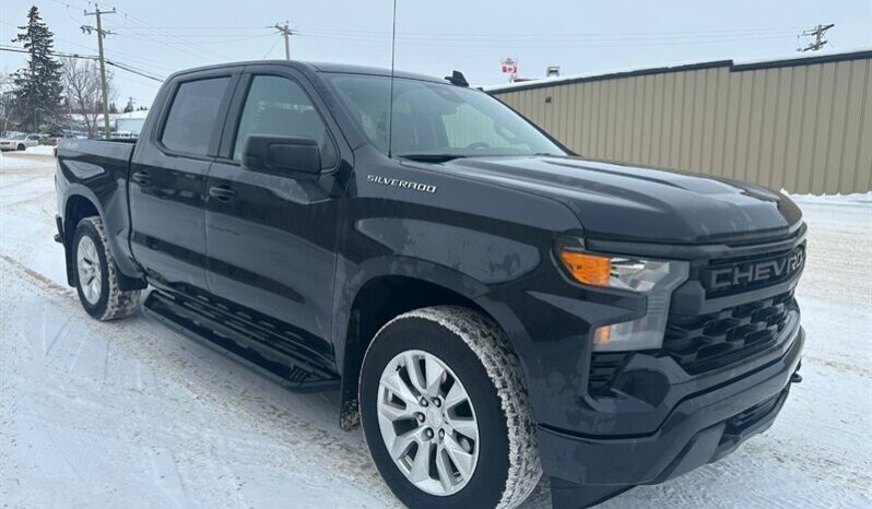 
								2023 Chevrolet Silverado 1500 Custom full									