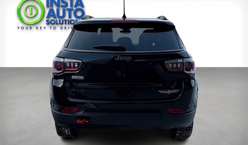 
								2018 Jeep Compass Trailhawk full									