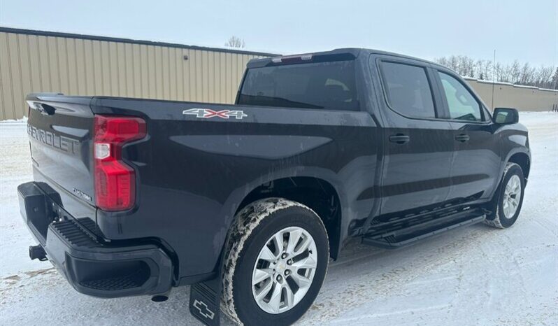 
								2023 Chevrolet Silverado 1500 Custom full									