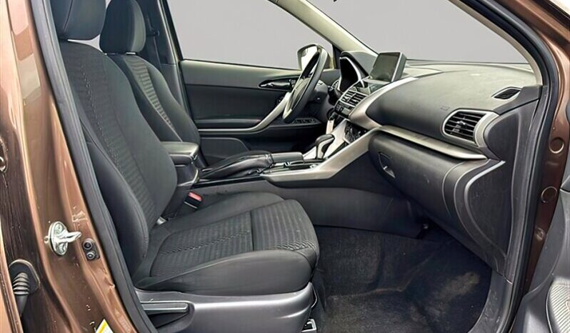 
								2019 Mitsubishi Eclipse Cross ES S-AWC full									