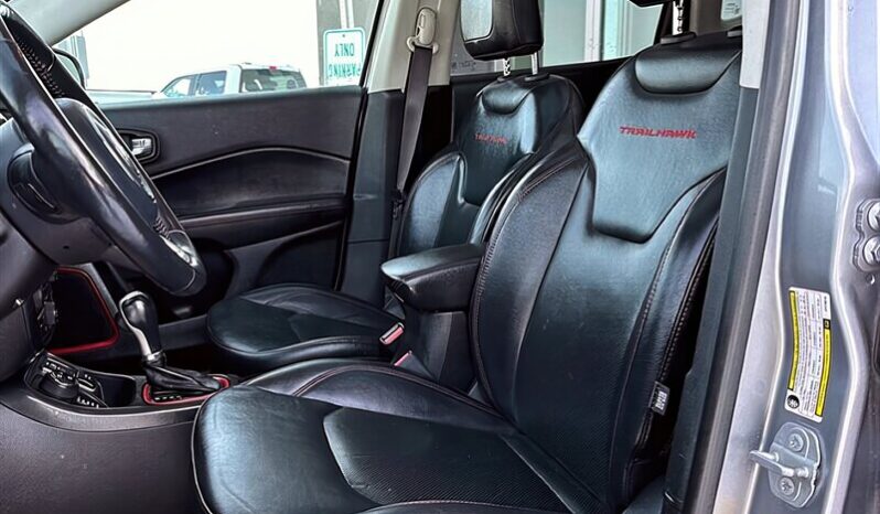 
								2018 Jeep Compass Trailhawk full									