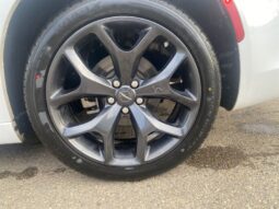 
										2023 Chrysler 300 Series Touring L full									