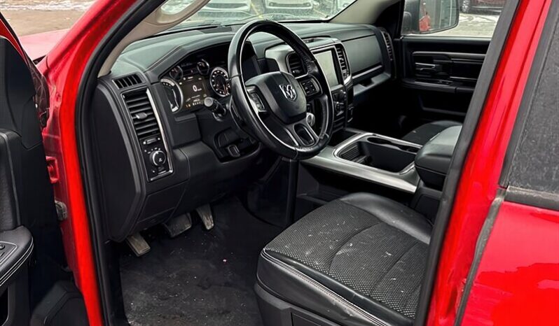 
								2017 RAM 1500 Sport full									