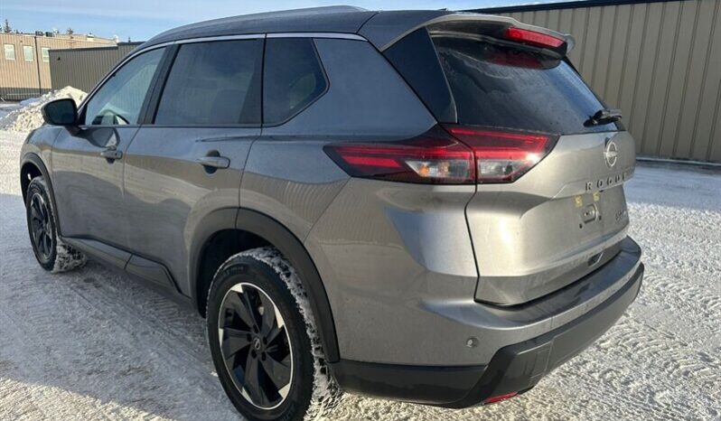 
								2024 Nissan Rogue SV Moonroof full									